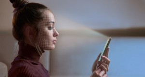 So probieren Sie Brillen online an